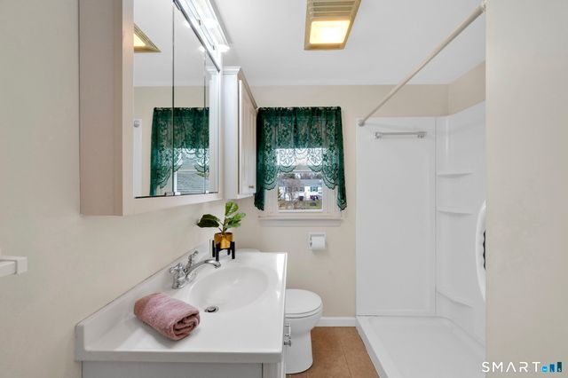 50 Carr Street, Wallingford, CT 06492