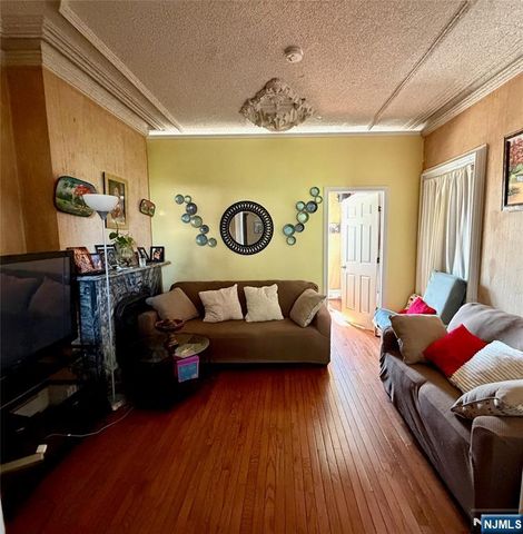283 Union Street, Hackensack, NJ 07601