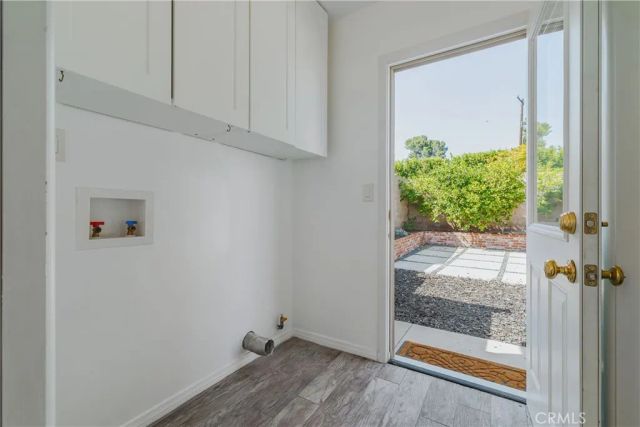 3550 La Crescenta Avenue, Glendale, CA 91208