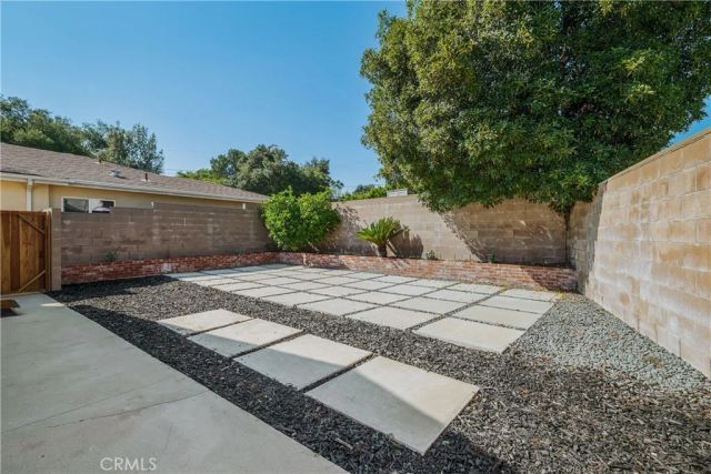 3550 La Crescenta Avenue, Glendale, CA 91208