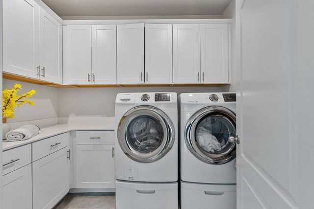 2111 Rosewood Drive, Hollister, CA 95023