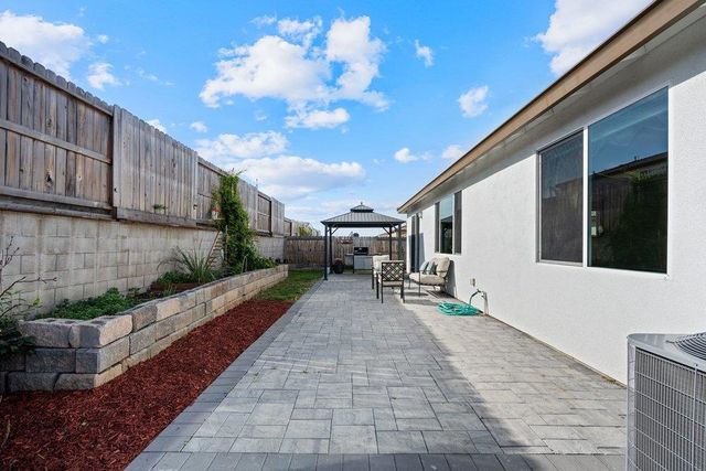 2111 Rosewood Drive, Hollister, CA 95023