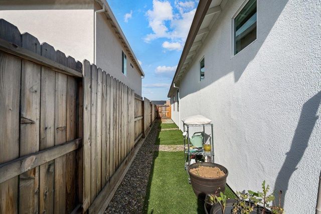 2111 Rosewood Drive, Hollister, CA 95023