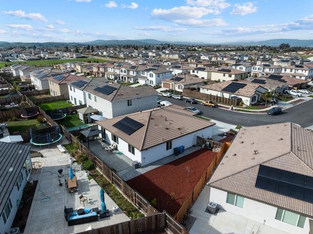 2111 Rosewood Drive, Hollister, CA 95023