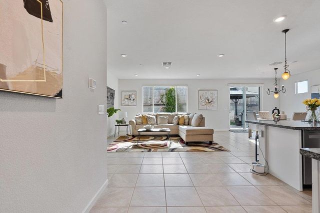 2111 Rosewood Drive, Hollister, CA 95023