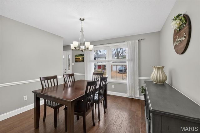 709 Windingpath Lane, Ballwin, MO 63021