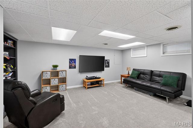 709 Windingpath Lane, Ballwin, MO 63021