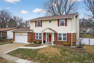 709 Windingpath Lane, Ballwin, MO 63021