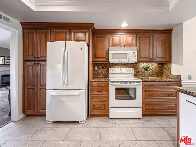 20151 Village 20, Camarillo, CA 93012