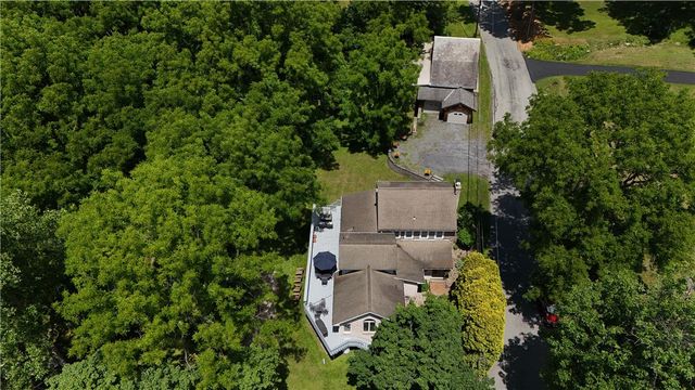 1325 Granger Road, Allen Twp, PA 18067