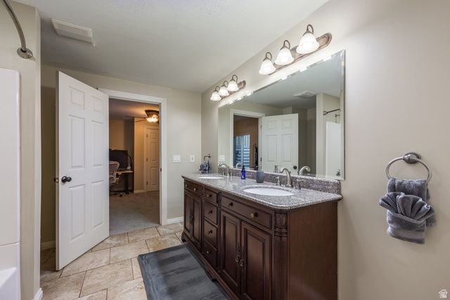 14302 S STONE FLY DR, Bluffdale, UT 84065