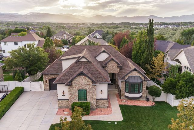 14302 S STONE FLY DR, Bluffdale, UT 84065