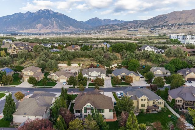 14302 S STONE FLY DR, Bluffdale, UT 84065
