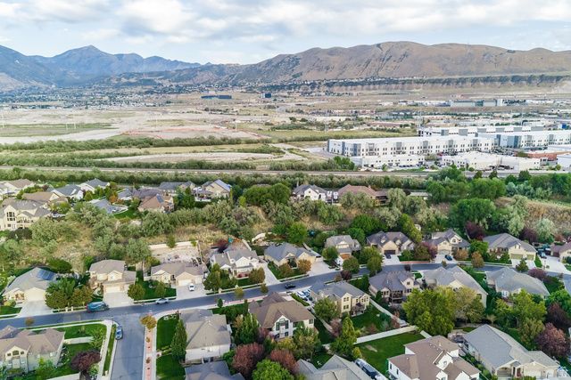 14302 S STONE FLY DR, Bluffdale, UT 84065