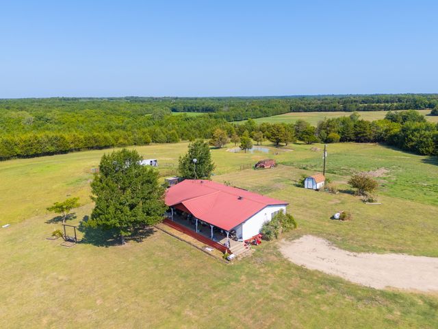 511 County Road 2765, Honey Grove, TX 75446