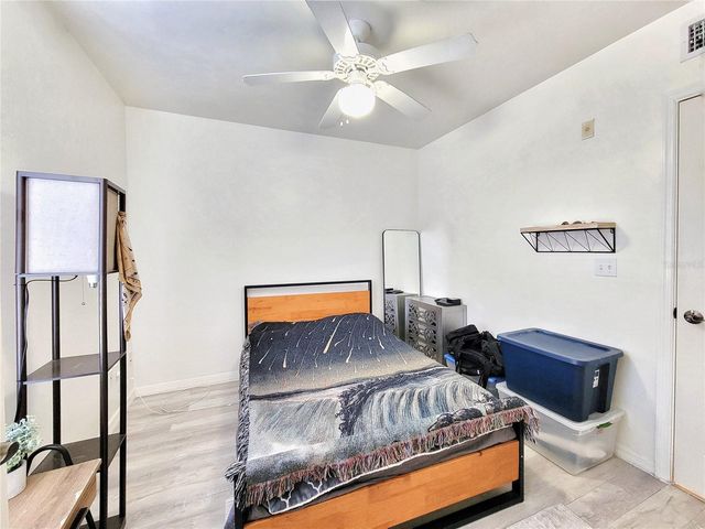 1220 SW 1ST AVENUE 209, Gainesville, FL 32601