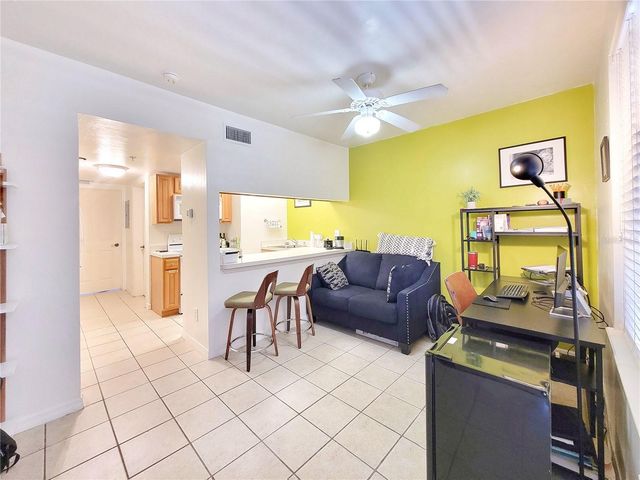 1220 SW 1ST AVENUE 209, Gainesville, FL 32601