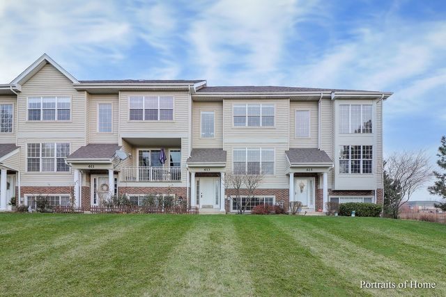 613 Pheasant Trail, St. Charles, IL 60174