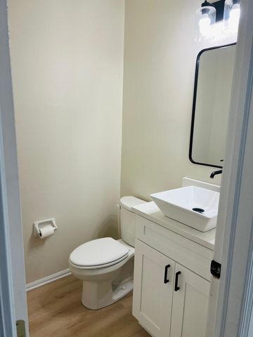 613 Pheasant Trail, St. Charles, IL 60174