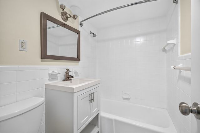 190 Mount Auburn Street 2-2, Watertown, MA 02472