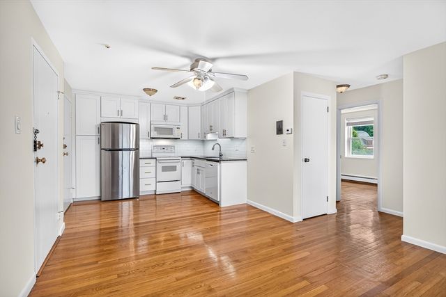 190 Mount Auburn Street 2-2, Watertown, MA 02472