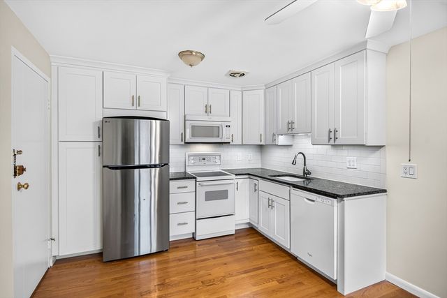 190 Mount Auburn Street 2-2, Watertown, MA 02472
