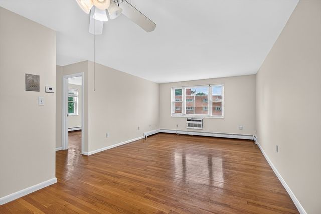 190 Mount Auburn Street 2-2, Watertown, MA 02472