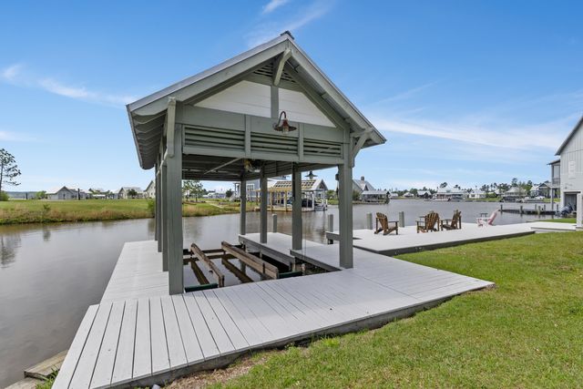 15 Channelside, Lumberton, MS 39455