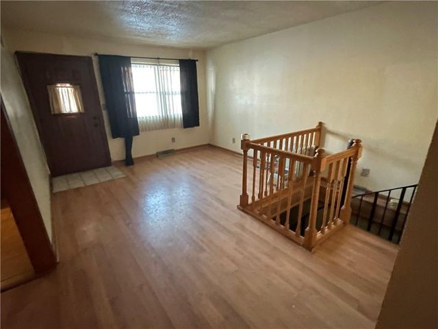 1810 N 60th Street, Kansas City, KS 66102