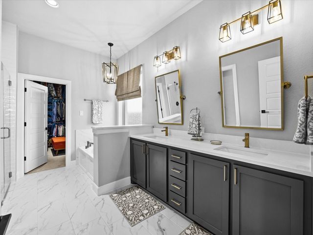 2325 Offerande Drive, Fort Worth, TX 76008