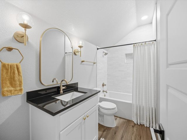 2325 Offerande Drive, Fort Worth, TX 76008