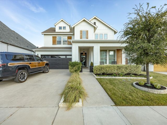 2325 Offerande Drive, Fort Worth, TX 76008