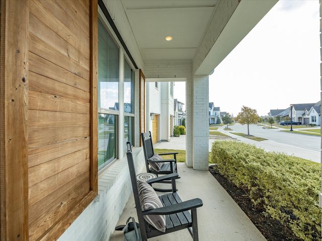 2325 Offerande Drive, Fort Worth, TX 76008