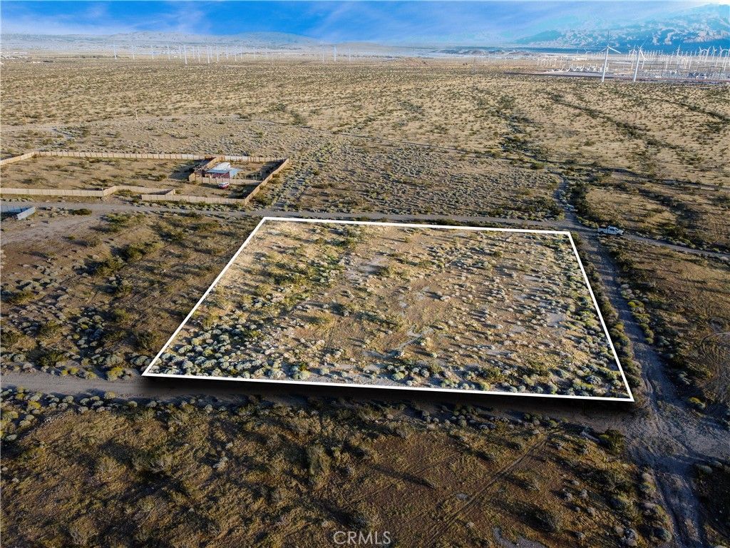 Image 3 of property listing at 1 Crest Street, Desert Hot Springs, CA 92240