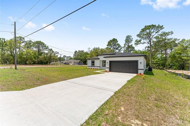 6926 N LOCKWOOD WAY, Citrus Springs, FL 34434