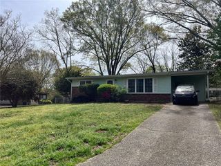 373 Norton SE Circle, Smyrna, GA 30082
