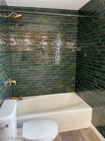 333 Parkway Drive, Berea, OH 44017