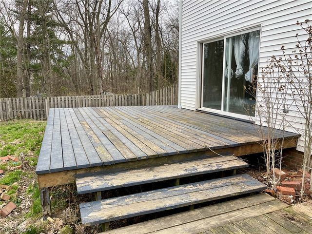 333 Parkway Drive, Berea, OH 44017