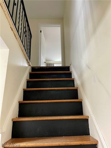 333 Parkway Drive, Berea, OH 44017