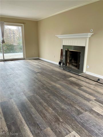 333 Parkway Drive, Berea, OH 44017