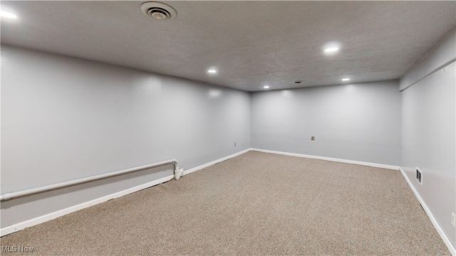 1126 Colegate Drive, Marietta, OH 45750