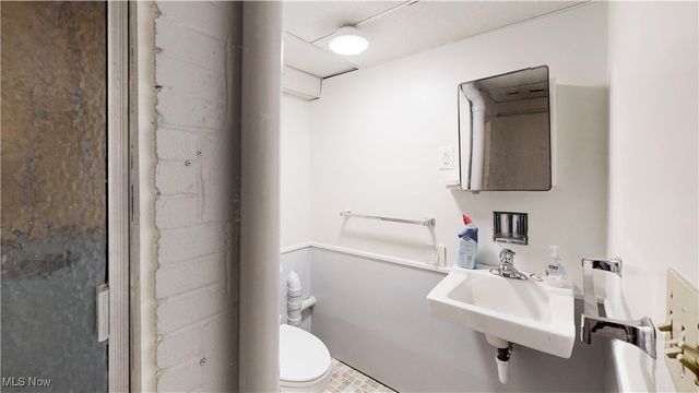 1126 Colegate Drive, Marietta, OH 45750