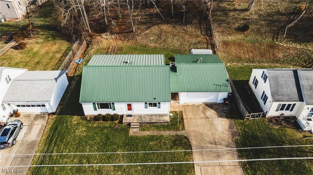 1126 Colegate Drive, Marietta, OH 45750