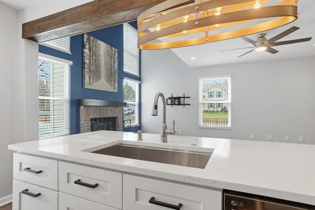 3917 Man O War Court, Columbus, OH 43221