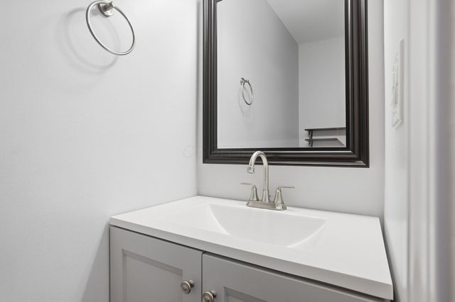 3917 Man O War Court, Columbus, OH 43221