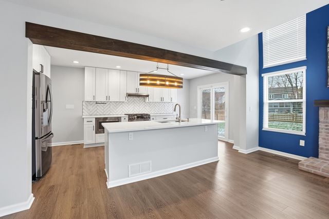 3917 Man O War Court, Columbus, OH 43221