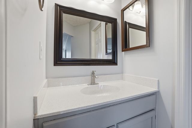 3917 Man O War Court, Columbus, OH 43221