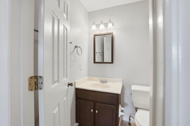 3917 Man O War Court, Columbus, OH 43221