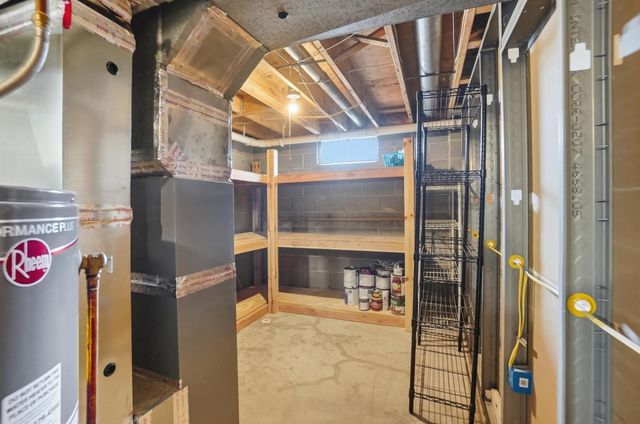 3917 Man O War Court, Columbus, OH 43221