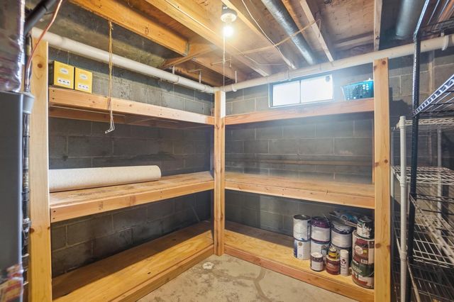 3917 Man O War Court, Columbus, OH 43221